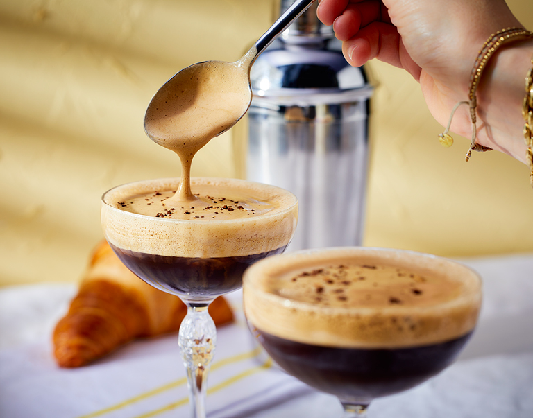 Espresso Martini glacé et sabayon chaud de café
